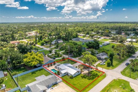 House in Englewood, Florida 2 bedrooms, 96.25 sq.m. № 1895171 - photo 7