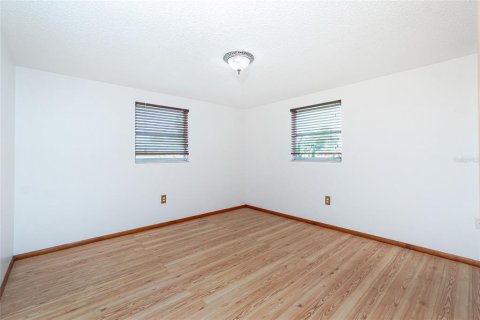 House in Englewood, Florida 2 bedrooms, 96.25 sq.m. № 1895171 - photo 28