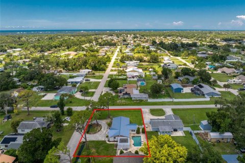 House in Englewood, Florida 2 bedrooms, 96.25 sq.m. № 1895171 - photo 1