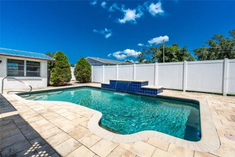 House in Englewood, Florida 2 bedrooms, 96.25 sq.m. № 1895171 - photo 3