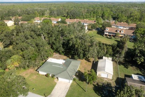 House in Hudson, Florida 3 bedrooms, 172.24 sq.m. № 2418819
