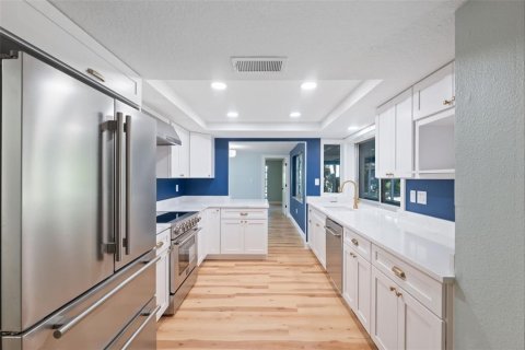 House in Hudson, Florida 3 bedrooms, 172.24 sq.m. № 2418819 - photo 6