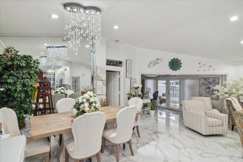 Casa en venta en Miami Gardens, Florida, 4 dormitorios, 153.47 m2 № 1799404 - foto 20