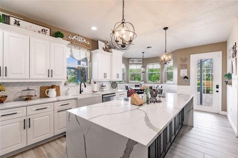 Casa en venta en Arcadia, Florida, 5 dormitorios, 357.4 m2 № 1744187 - foto 21