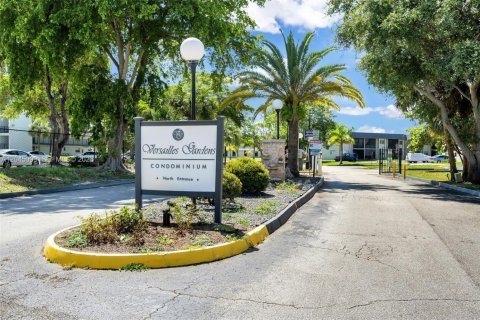 Copropriété à vendre à Tamarac, Floride: 1 chambre, 69.68 m2 № 2248203 - photo 13