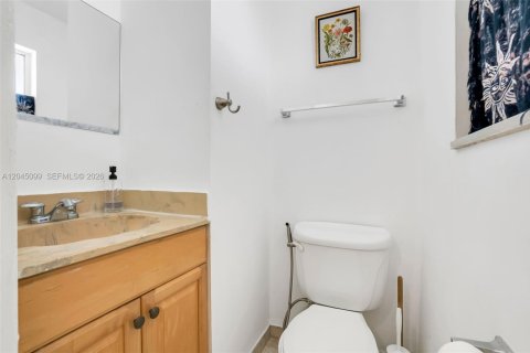 Copropriété à vendre à Tamarac, Floride: 1 chambre, 69.68 m2 № 2248203 - photo 8