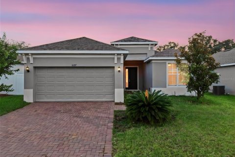 Villa ou maison à Davenport, Floride 3 chambres, 142.6 m2 № 2148509