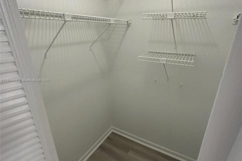 Copropriété à vendre à North Miami, Floride: 2 chambres, 79.9 m2 № 2089240 - photo 12