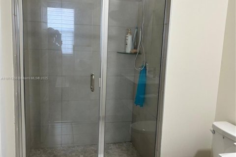 Купить кондоминиум в Дорал, Флорида 2 спальни, 89.56м2, № 1766429 - фото 10