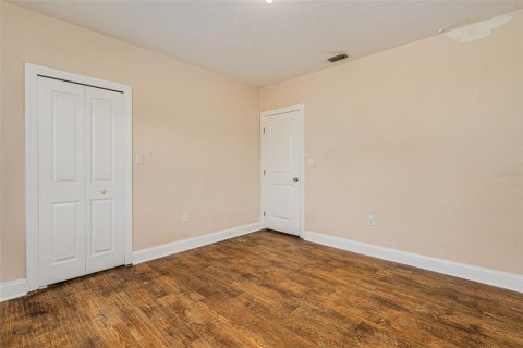 Casa en venta en DeLand, Florida, 4 dormitorios, 336.12 m2 № 1824508 - foto 25