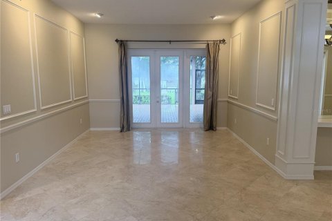 Villa ou maison à vendre à Land O' Lakes, Floride: 4 chambres, 251.3 m2 № 2273138 - photo 5