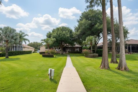Villa ou maison à vendre à Land O' Lakes, Floride: 4 chambres, 251.3 m2 № 2273138 - photo 18