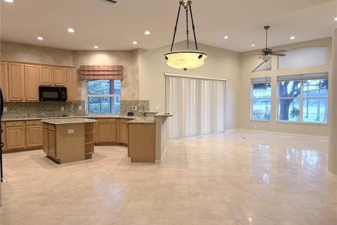 Villa ou maison à vendre à Land O' Lakes, Floride: 4 chambres, 251.3 m2 № 2273138 - photo 7