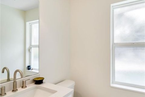 Купить виллу или дом в Сарасота, Флорида 6 комнат, 208.19м2, № 2224402 - фото 11