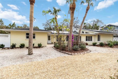 Villa ou maison à Sarasota, Floride 3 chambres, 208.19 m2 № 2224402