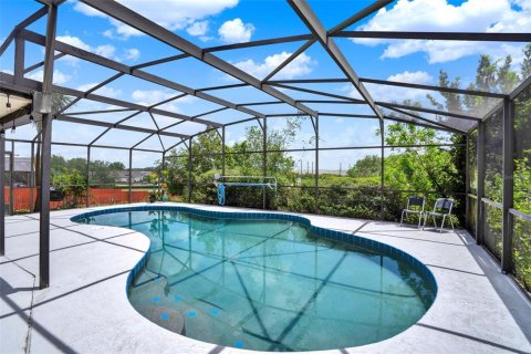 Villa ou maison à vendre à Kissimmee, Floride: 3 chambres, 153.85 m2 № 1795334 - photo 22