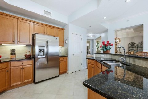 Copropriété à vendre à Englewood, Floride: 3 chambres, 185.71 m2 № 2145631 - photo 14