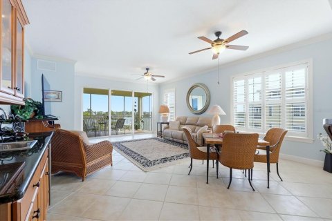 Copropriété à vendre à Englewood, Floride: 3 chambres, 185.71 m2 № 2145631 - photo 3