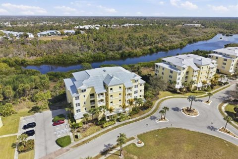 Condo à Englewood, Floride, 3 chambres  № 2145631