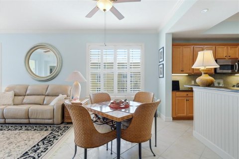Copropriété à vendre à Englewood, Floride: 3 chambres, 185.71 m2 № 2145631 - photo 9