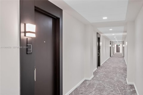 Купить кондоминиум в Санни-Айлс-Бич, Флорида 1 спальня, 93.37м2, № 2025713 - фото 20