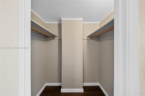 Купить кондоминиум в Санни-Айлс-Бич, Флорида 1 спальня, 93.37м2, № 2025713 - фото 15