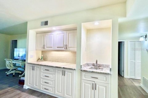Condo in Ormond Beach, Florida, 3 bedrooms № 2388973 - photo 13