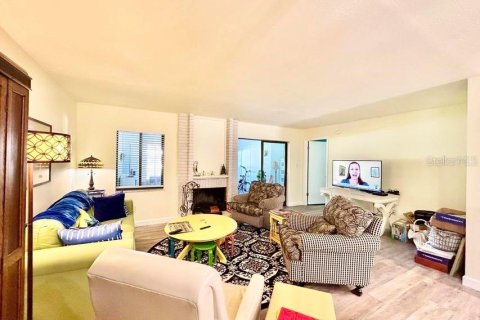 Condo in Ormond Beach, Florida, 3 bedrooms № 2388973 - photo 8