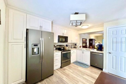 Condo in Ormond Beach, Florida, 3 bedrooms № 2388973 - photo 4