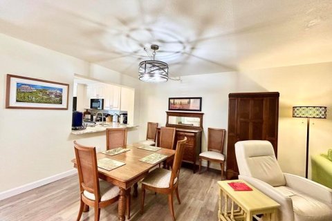 Condo in Ormond Beach, Florida, 3 bedrooms № 2388973 - photo 18