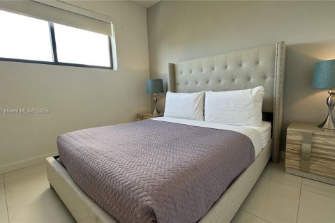 Copropriété à vendre à Bay Harbor Islands, Floride: 2 chambres, 123 m2 № 2020521 - photo 26