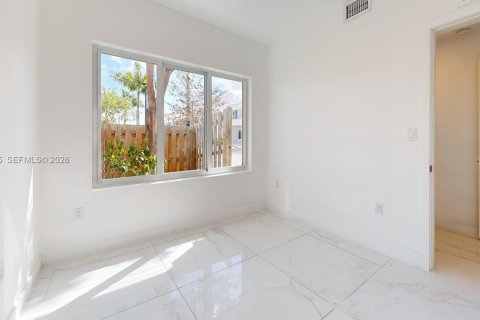 Купить таунхаус в Хомстед, Флорида 4 спальни, 131.74м2, № 2032013 - фото 8