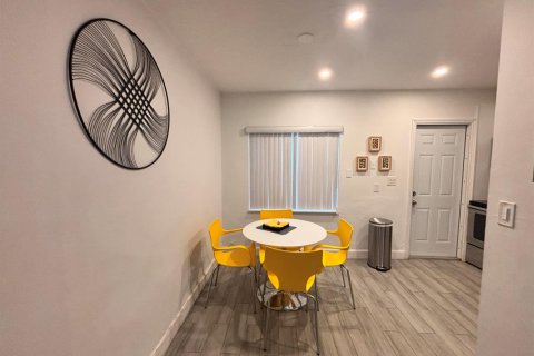 Apartment in Fort Lauderdale, Florida 2 bedrooms, 74.32 sq.m. № 2392263 - photo 4