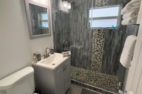 Apartment in Fort Lauderdale, Florida 2 bedrooms, 74.32 sq.m. № 2392263 - photo 2