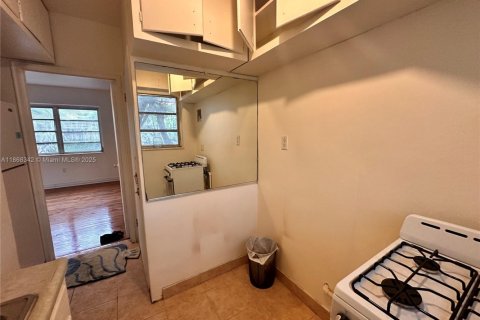 Condominio en alquiler en Miami Beach, Florida, 1 dormitorio, 46.45 m2 № 1926720 - foto 13