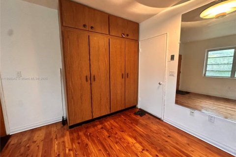 Condominio en alquiler en Miami Beach, Florida, 1 dormitorio, 46.45 m2 № 1926720 - foto 10