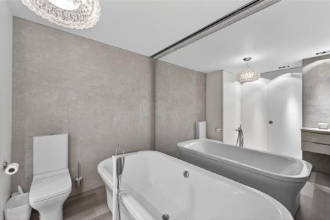 Casa en venta en Wesley Chapel, Florida, 4 dormitorios, 278.52 m2 № 2097555 - foto 30