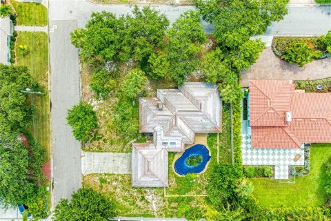 Купить виллу или дом в Сарасота, Флорида 3 комнаты, 154.68м2, № 1786056 - фото 8