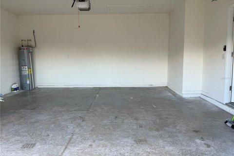 House in Winter Haven, Florida 4 bedrooms, 159.14 sq.m. № 2101424 - photo 14