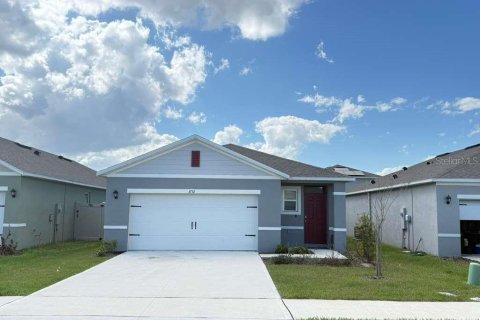 House in Winter Haven, Florida 4 bedrooms, 159.14 sq.m. № 2101424