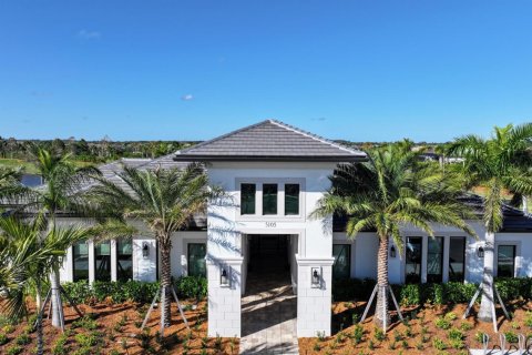 House in Vero Beach, Florida 2 bedrooms, 152.08 sq.m. № 2383062 - photo 25