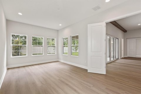 House in Valrico, Florida 5 bedrooms, 427.54 sq.m. № 1687368 - photo 27