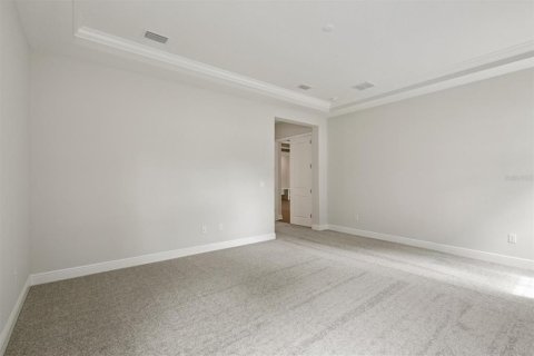 House in Valrico, Florida 5 bedrooms, 427.54 sq.m. № 1687368 - photo 21