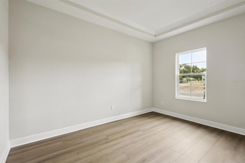 House in Valrico, Florida 5 bedrooms, 427.54 sq.m. № 1687368 - photo 30