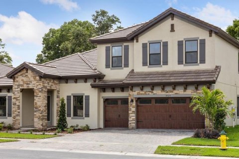 House in Valrico, Florida 5 bedrooms, 427.54 sq.m. № 1687368 - photo 4
