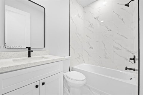 Купить виллу или дом в Лихай-Эйкерс, Флорида 3 спальни, № 2010182 - фото 9