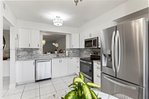 Condominio en venta en Boynton Beach, Florida, 3 dormitorios, 168.43 m2 № 1726043 - foto 8