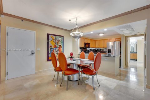 Condominio en alquiler en Miami Beach, Florida, 2 dormitorios, 114.27 m2 № 2018905 - foto 7