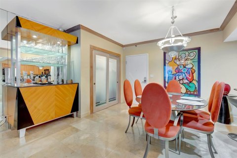 Condominio en alquiler en Miami Beach, Florida, 2 dormitorios, 114.27 m2 № 2018905 - foto 6