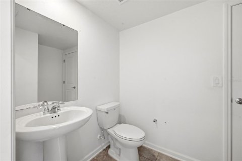 Touwnhouse à louer à Clermont, Floride: 3 chambres, 170.38 m2 № 2339529 - photo 21